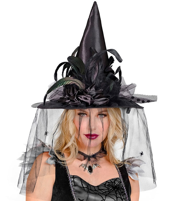 Schwarzer Hexenhut mit Tüll, Blumen und Federn als Halloween- und Fasnachtsaccessoire