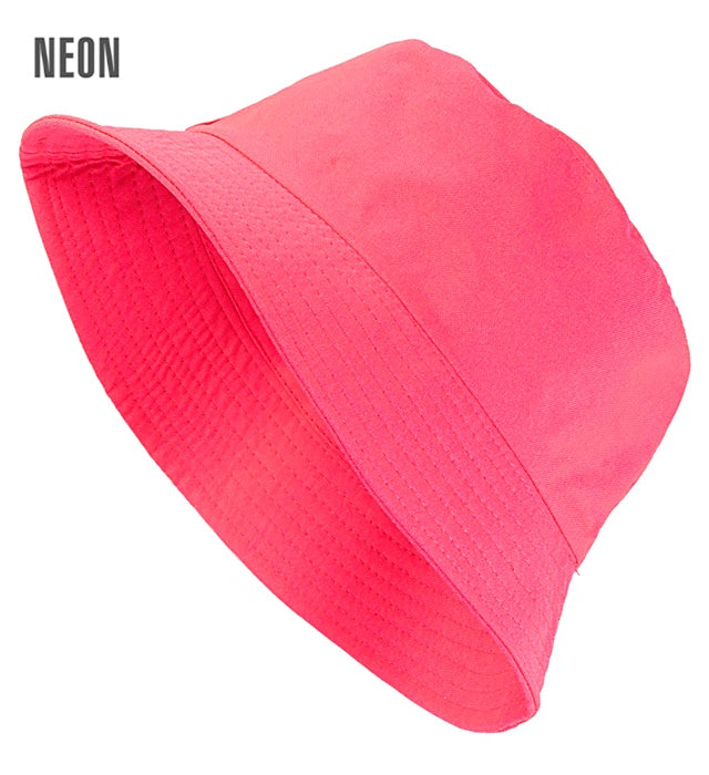 Neon pinker Anglerhut als farbenfrohes Fasnacht-Accessoire