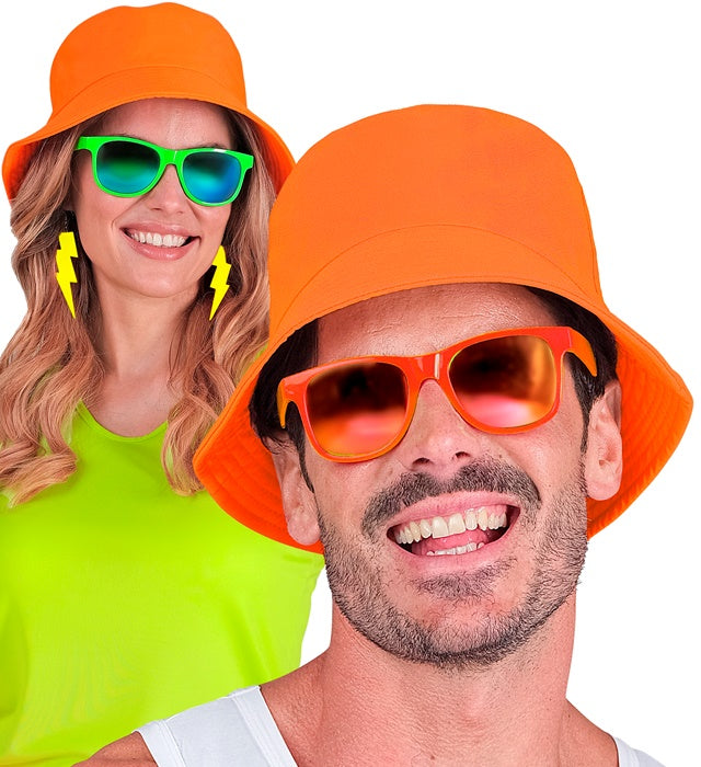 Neon orangener Anglerhut als leuchtendes Fasnacht-Accessoire