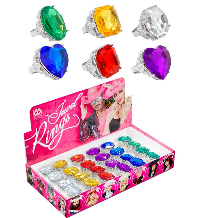 Vier bunte Ringe mit farbigen Edelsteinen in verschiedenen Designs und Farben