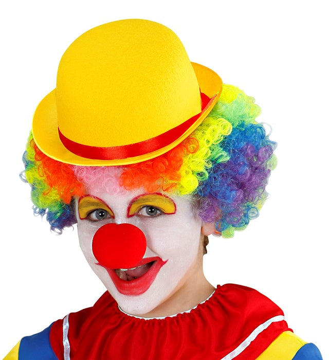 Gelbe Melone aus Filz auf weißem Hintergrund – klassischer Clownshut für Fasnacht