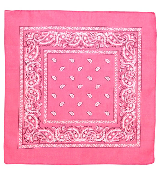 Rosa Bandana 55x55 cm aus Baumwolle auf weißem Hintergrund