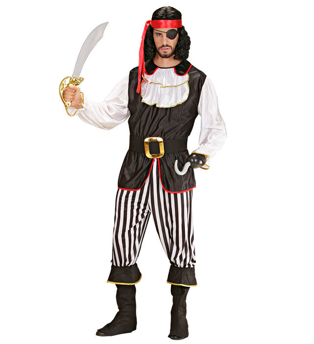 Piratenkostüm mit Kasack, Hose, Gürtel, Stiefelüberziehern und Haarband auf weissem Hintergrund