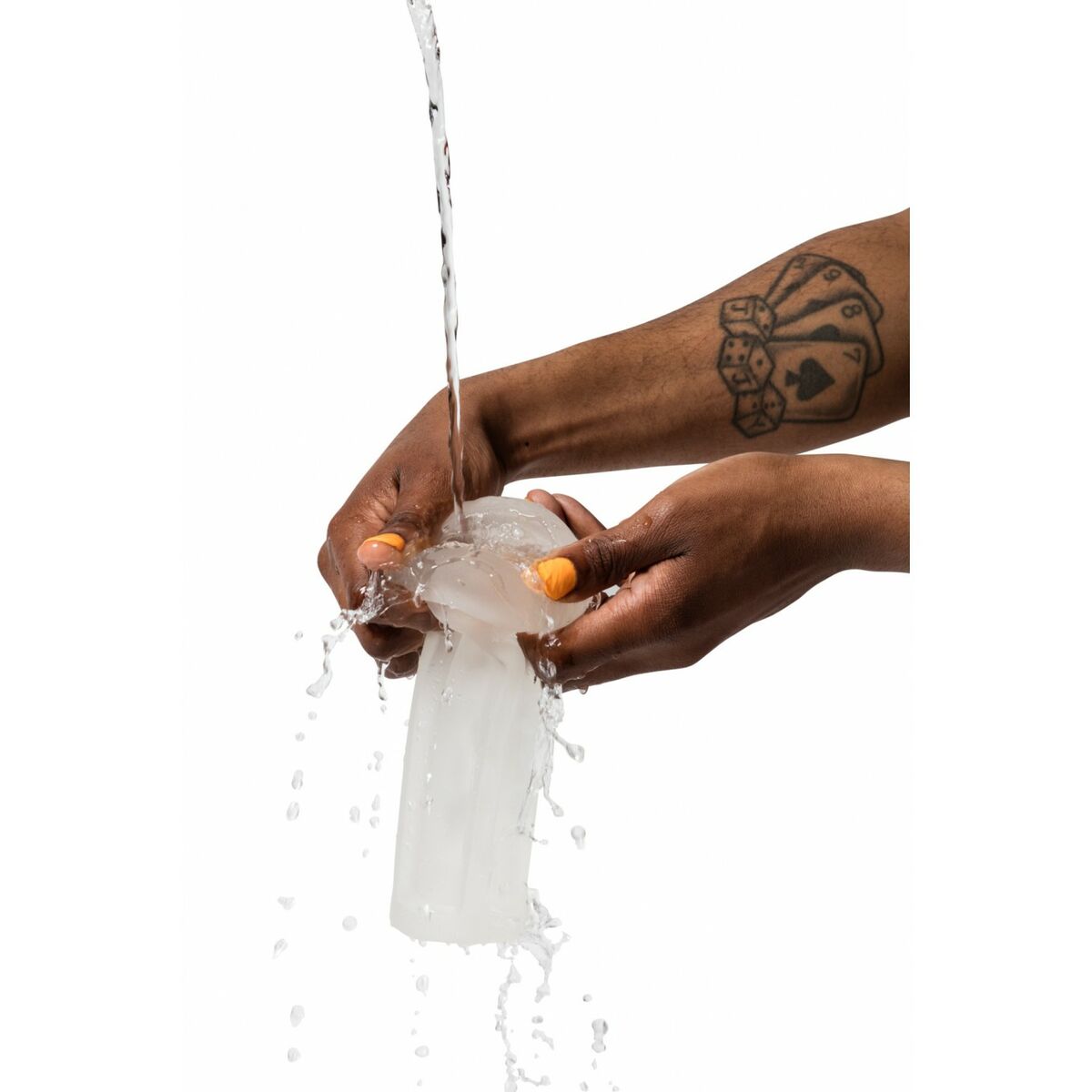 V6H2003483B6AF1464E09B195A9F84A08C7R4799354P5