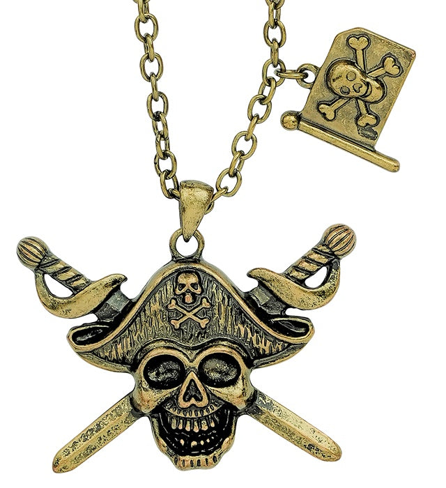 Halskette mit Piratentotenkopf und gekreuzten Schwertern auf schwarzem Hintergrund