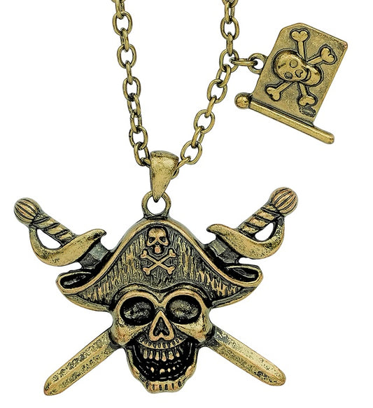 Halskette mit Piratentotenkopf und gekreuzten Schwertern auf schwarzem Hintergrund