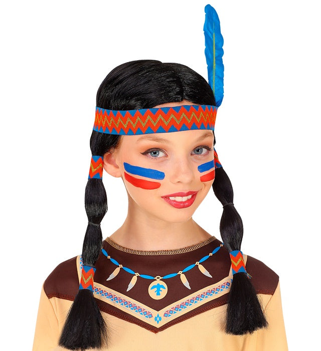 Perücke Indianerin mit braunem Stirnband und roter Feder auf weissem Hintergrund