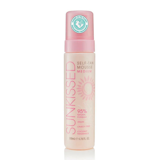 SUNKISSED SUNKISSED Self-Tan Mousse Medium mit Kokosduft 200 ml Selbstbräuner Mousse Parfüm