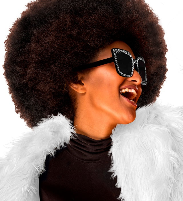 Schwarze Strass Brille mit funkelnden Steinen als Fasnacht Accessoire