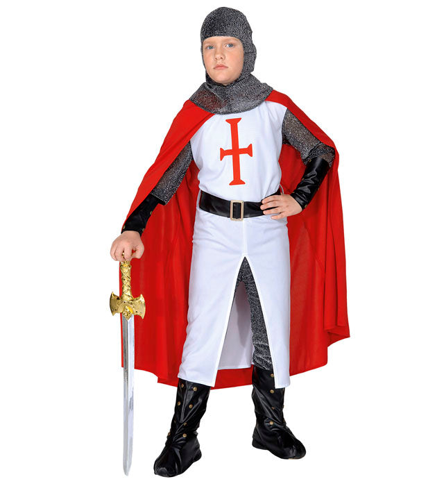 Kreuzritter-Kostüm mit Helm, Umhang und Zubehör auf weißem Hintergrund