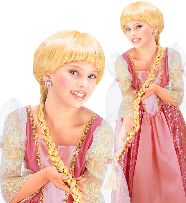 Rapunzel Perücke mit extra langem geflochtenem Zopf auf hellem Hintergrund