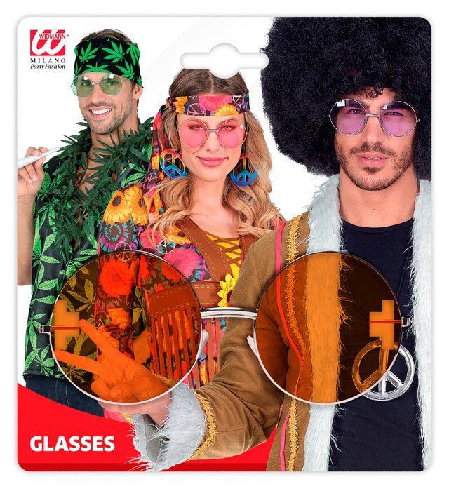 XL Hippie Brille mit großen orangenen Gläsern auf weißem Hintergrund