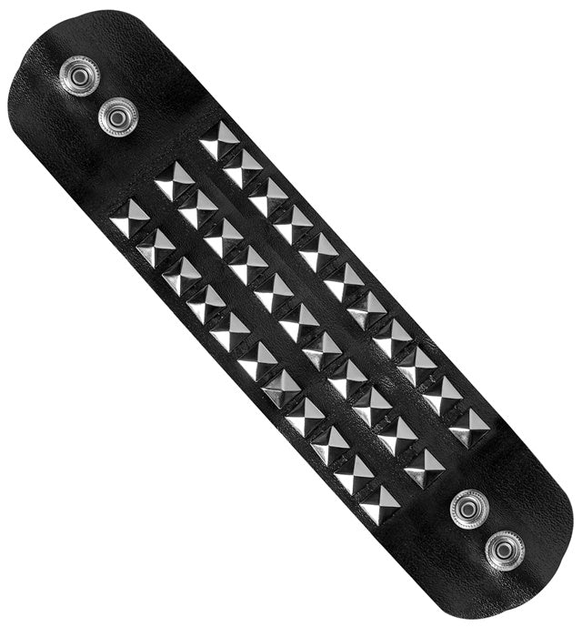 Schwarzes Kunstleder-Armband mit drei Reihen silberfarbener Nieten