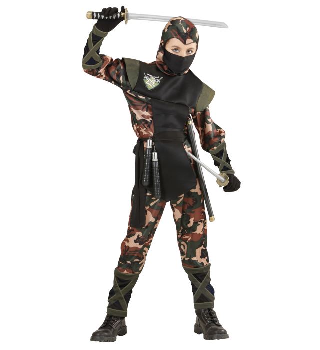 Ninja Soldat Kostüm mit Kapuze, Gürtel und Mundschutz auf neutralem Hintergrund