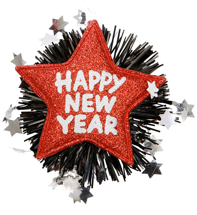 Rote Brosche als festliches Accessoire für Silvester und Fasnacht