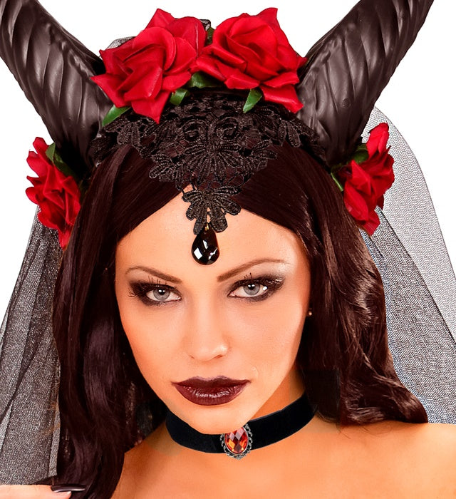 Schwarzes Samthalsband mit rotem Juwel als Fasnacht- und Halloween-Accessoire