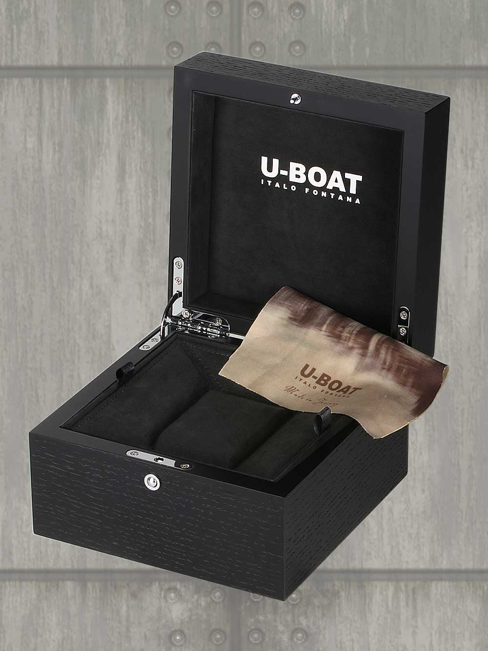 U-Boat Mod. 8105 Uhr – Seitenansicht