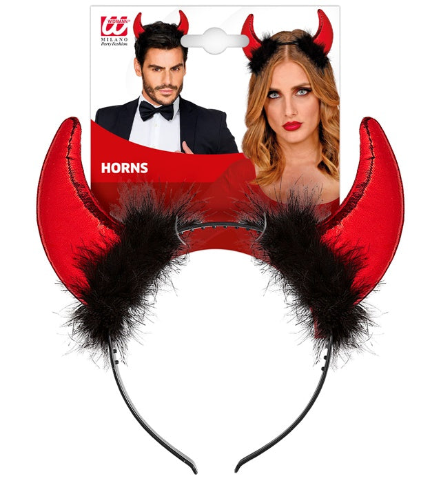 Metallic-rote Hörner mit Marabou-Federn und glänzenden Lametta-Fäden als Kostümzubehör