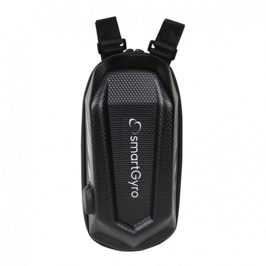 Wasserfester schwarzer Rucksack aus Polyester mit USB-Anschluss und großer Innentasche.