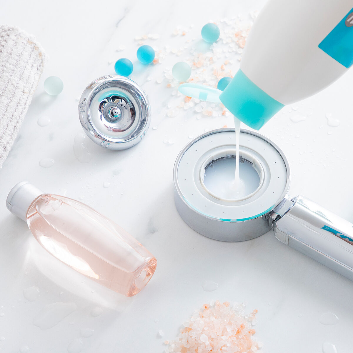 3-in-1-Duschkopf mit Spender Xawara von InnovaGoods – Seitenansicht
