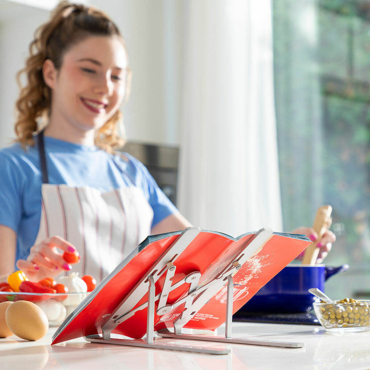 Verstellbarer und zusammenklappbarer Laptop-Ständer Flastan von InnovaGoods in Grau – Ansicht 7