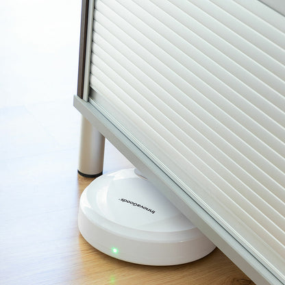 InnovaGoods intelligenter Staubsaugerroboter in Weiss mit USB-Ladekabel – Ansicht 8