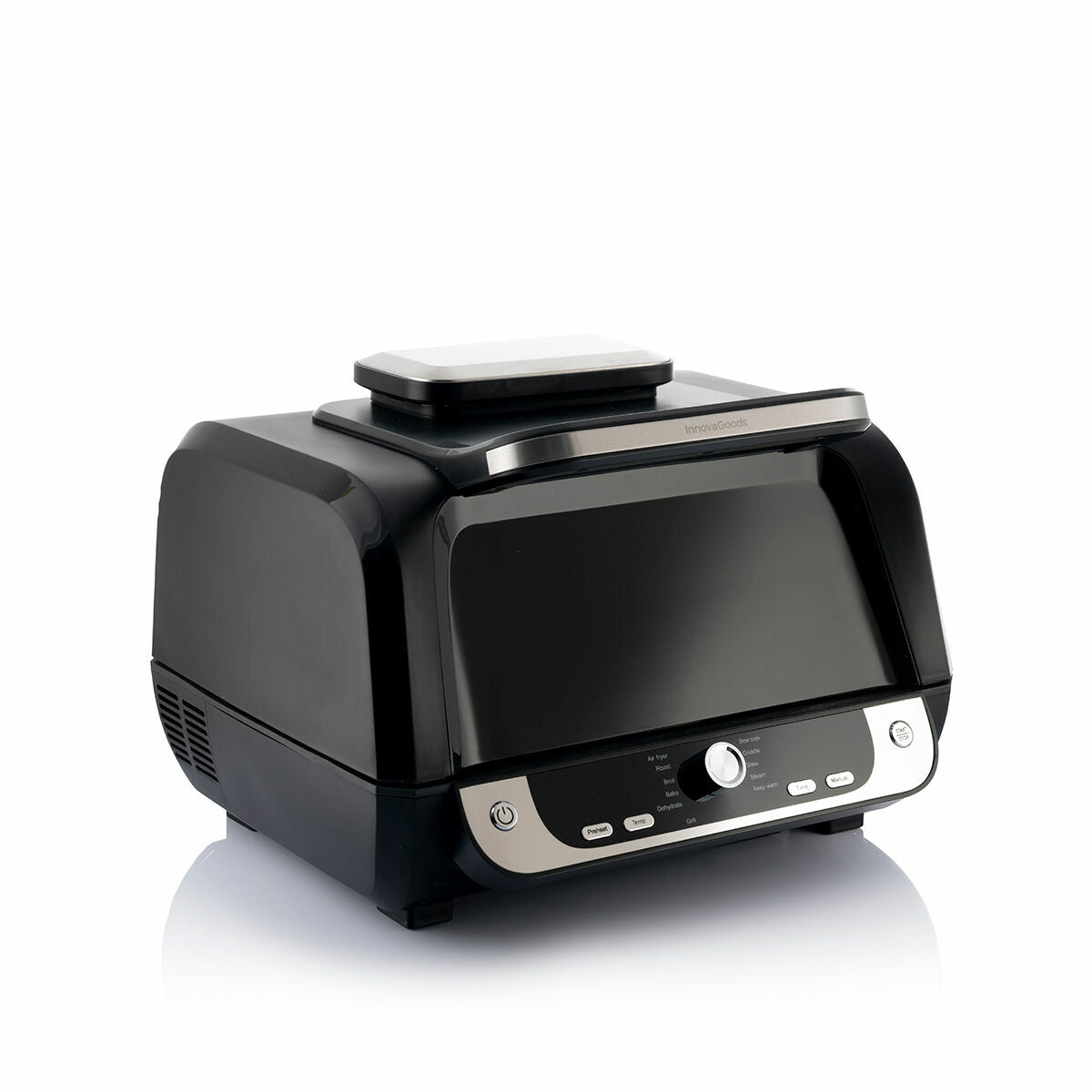 InnovaGoods Fryinn 12-in-1 Heissluftfritteuse mit Grill in Schwarz und Stahl, 6 l – Anwendungsansicht