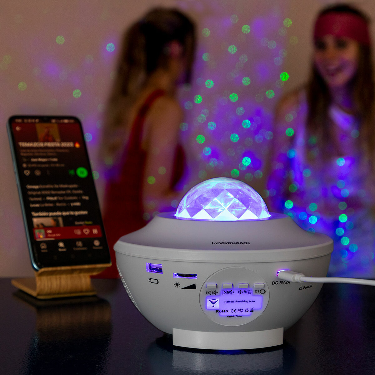 LED-Sternenprojektor Sedlay von InnovaGoods mit Bluetooth-Lautsprecher und RGB-Beleuchtung – Produktansicht
