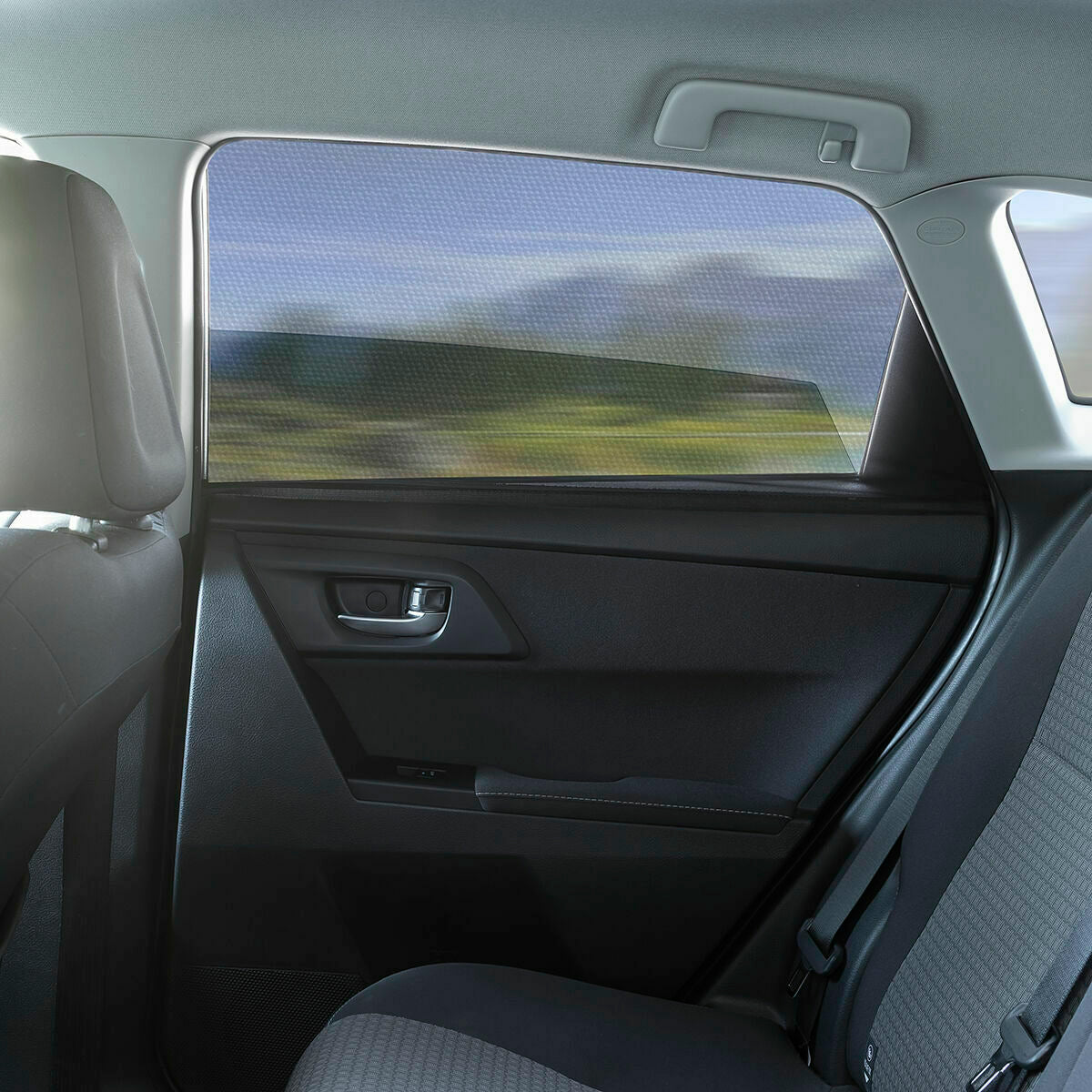 InnovaGoods Sonnenschutzgitter für das Auto, 4 Stück, schwarz – Verpackung