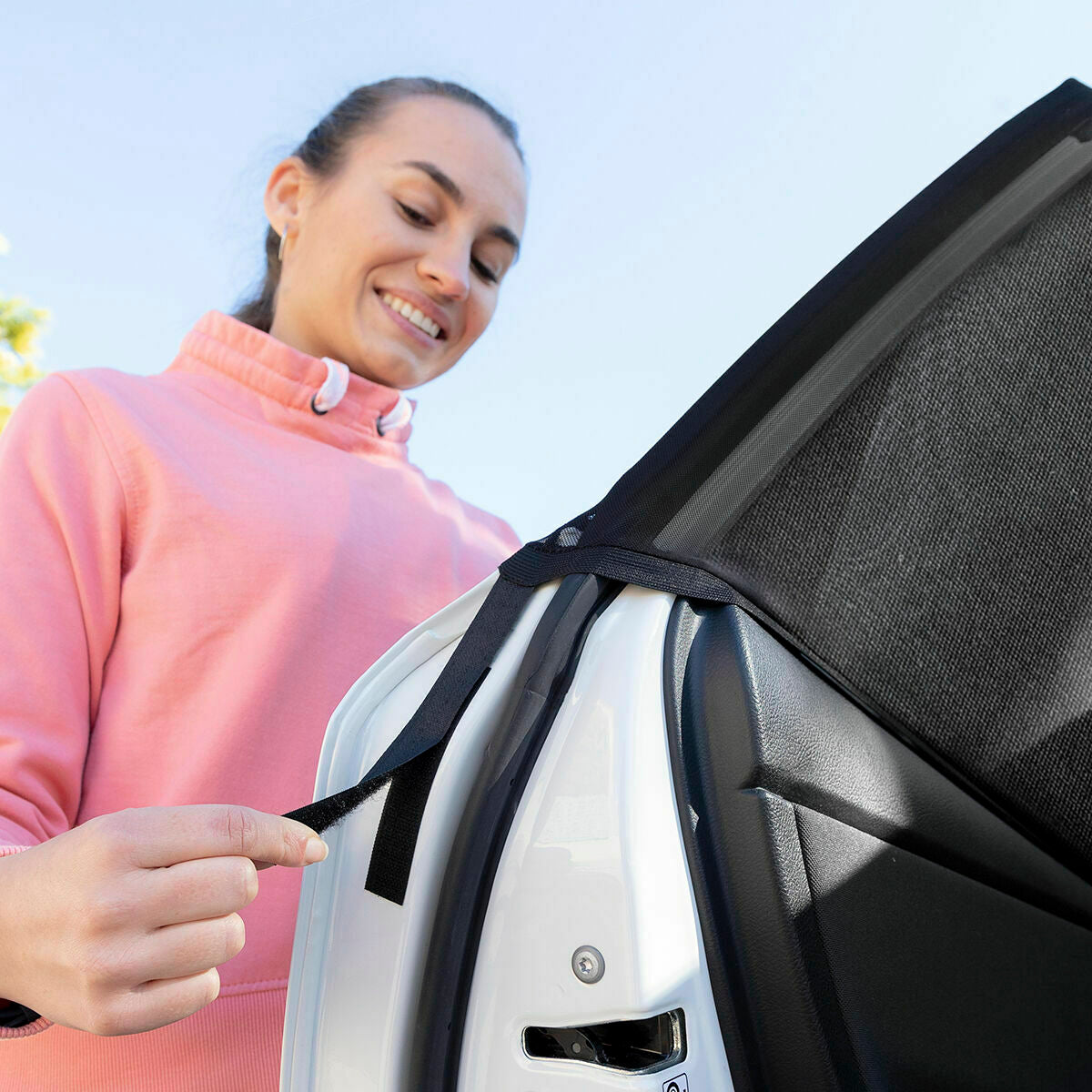InnovaGoods Sonnenschutzgitter für das Auto, 4 Stück, schwarz – Ansicht 7
