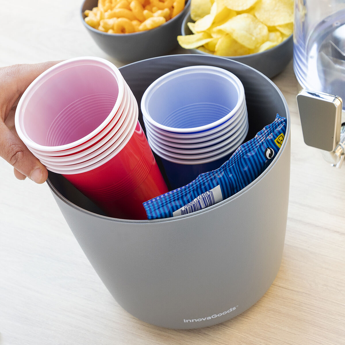 Set Bierspender mit Kühlung InnovaGoods und 2 rollbare Sonnenbrillen Sunfold France