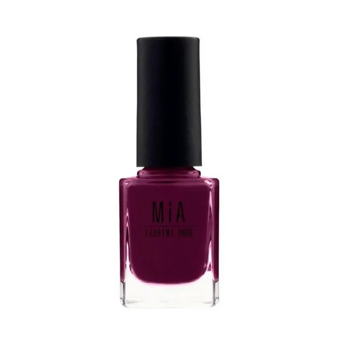 MÍA MÍA Mía Cosmetics Nagellack Nail Enamel Burgundy Bordeauxrot Nagelpflege
