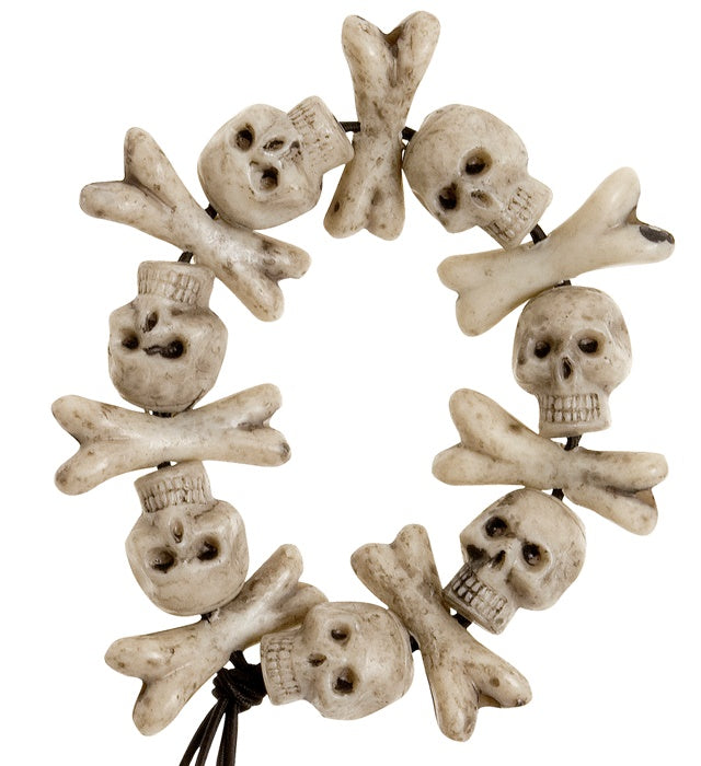 Schwarzes Armband mit weißen Totenköpfen und gekreuzten Knochen als Halloween Schmuck