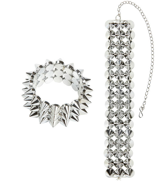 Halskette und Armband mit silberfarbenen Nieten als Fasnacht-Accessoire