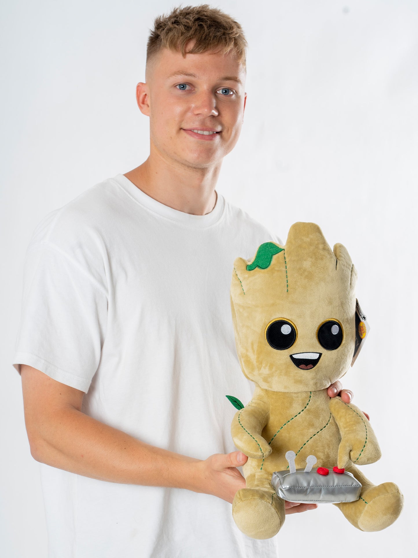 Kidrobot Groot Hugme Vibrating Plush Soft Toys