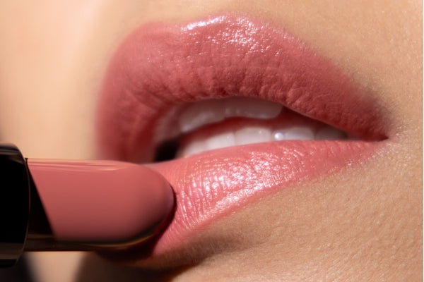 ARTDECO ARTDECO Natural Cream Lippenstift Raspberry cremiger Lippenstift in Beerenton