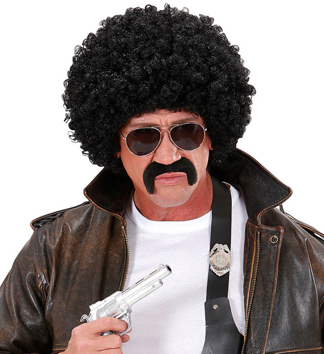 Schwarze Lockenperücke mit Schnurrbart und schwarzer Sonnenbrille für Fasnacht