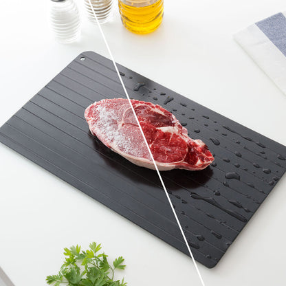 Schwarze Qheat Auftauplatte von InnovaGoods zum Auftauen von Lebensmitteln – Produktansicht