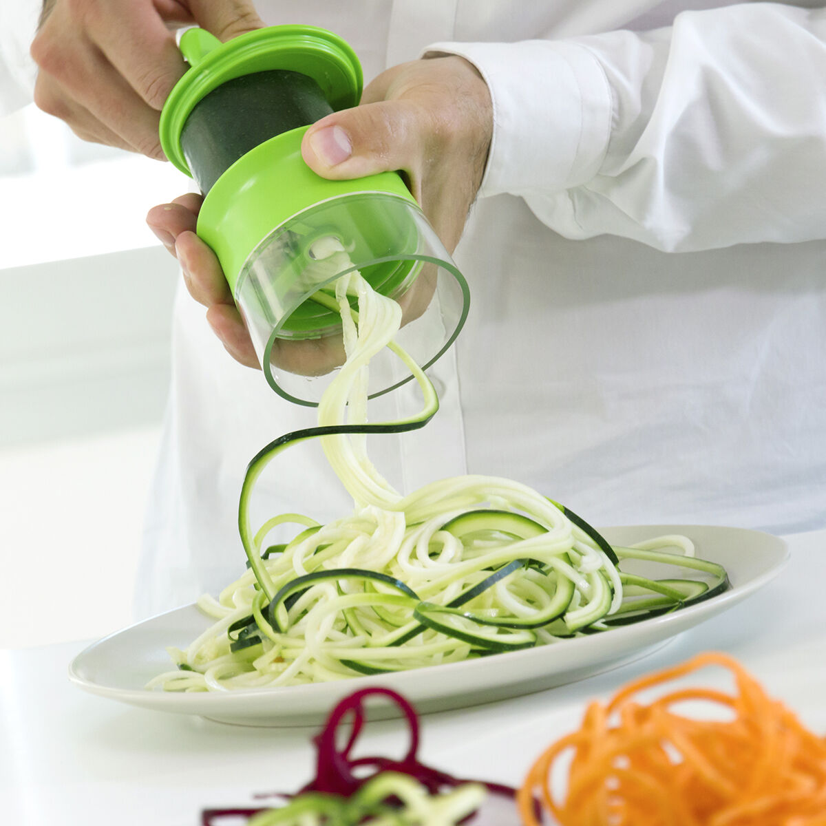 Spiralschneider Spiru von InnovaGoods für Gemüsespaghetti – Produktansicht