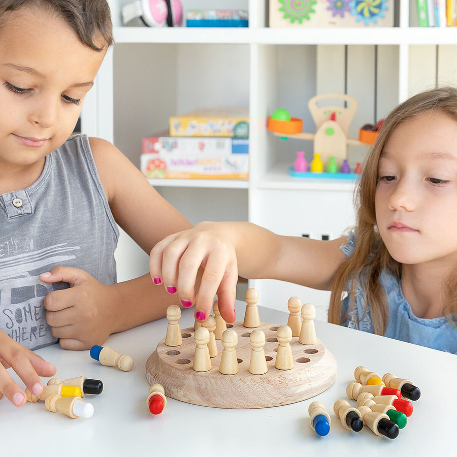Memory-Schach aus Holz Taeda von InnovaGoods, 26-teilig – Produktansicht