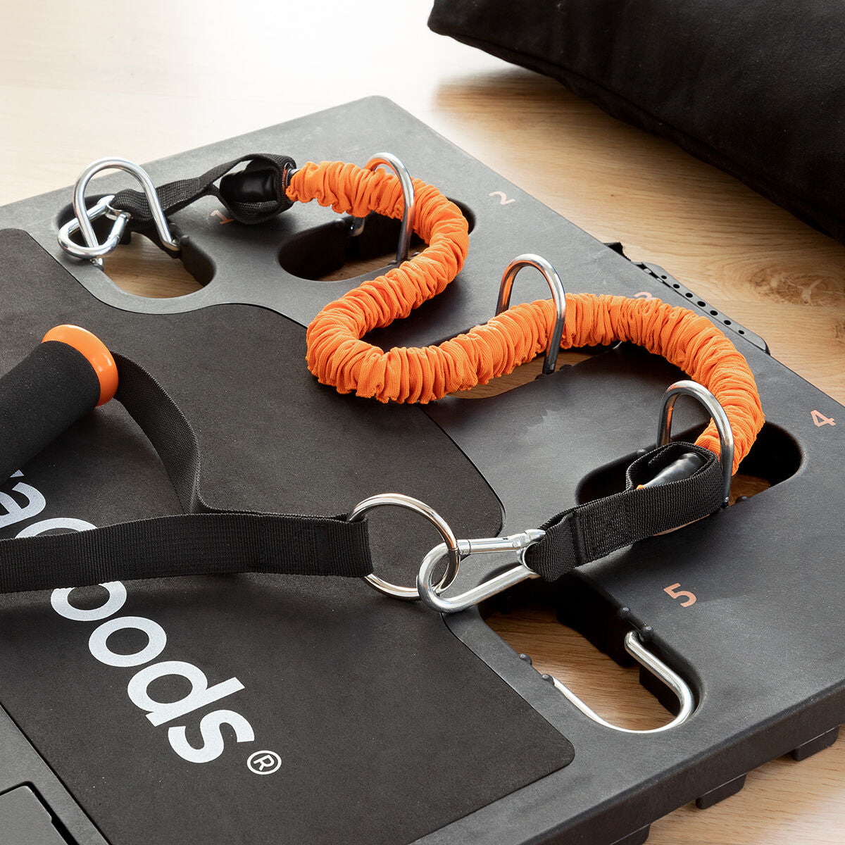 Tragbares Gympak-Max-Trainingssystem von InnovaGoods mit Widerstandsbändern – Seitenansicht