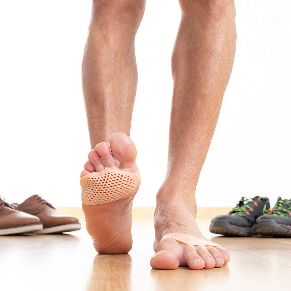 InnovaGoods SilStep Mittelfusspolster aus beigem Silikongel, 2 Stück – Detailansicht