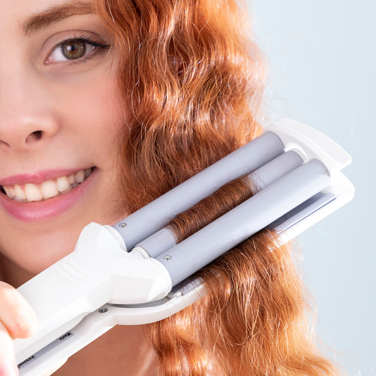 InnovaGoods Wavio Keramik-Lockenstab mit drei Stäben, 55 W – Rückansicht