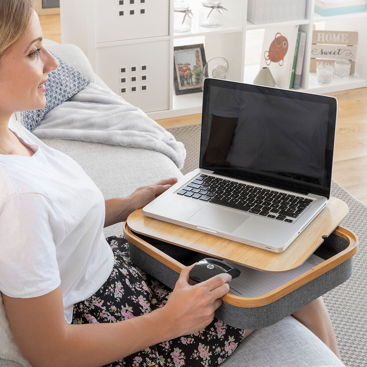 Tragbare Laptop-Unterlage Larage mit Ablagefach von InnovaGoods – Produktansicht