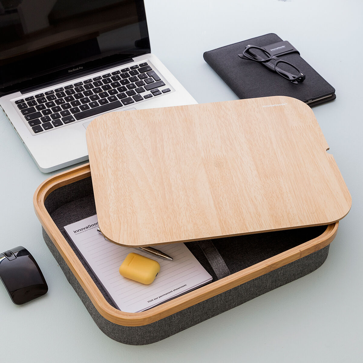 Tragbare Laptop-Unterlage Larage mit Ablagefach von InnovaGoods – Verpackung