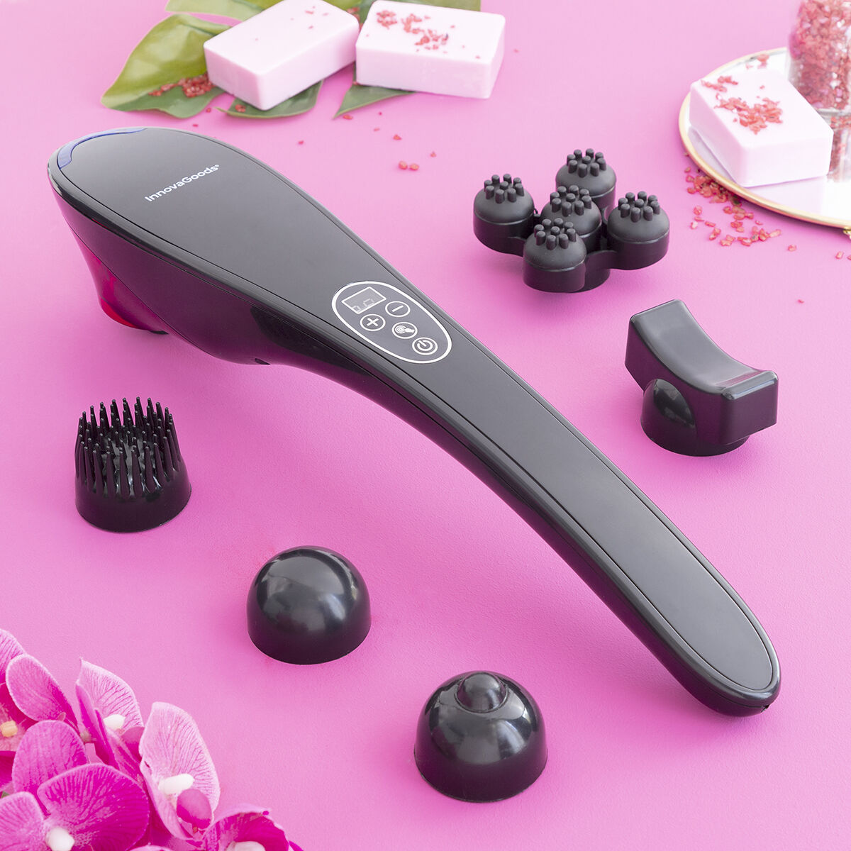 Wiederaufladbares Handmassagegerät Masfin von InnovaGoods in Schwarz mit Massageaufsätzen – Seitenansicht