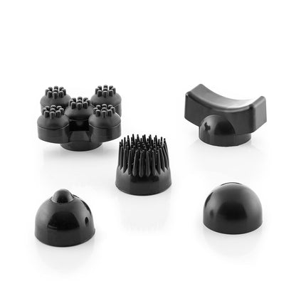 Wiederaufladbares Handmassagegerät Masfin von InnovaGoods in Schwarz mit Massageaufsätzen – Anwendungsansicht