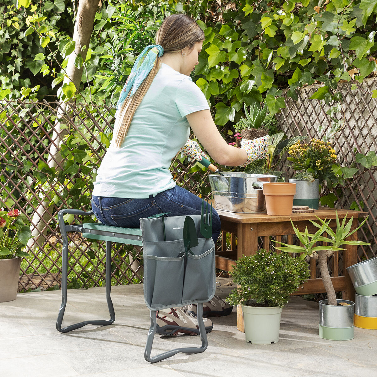 InnovaGoods Situl 3-in-1-Garten-Kniebank mit Werkzeugtasche – Produktansicht
