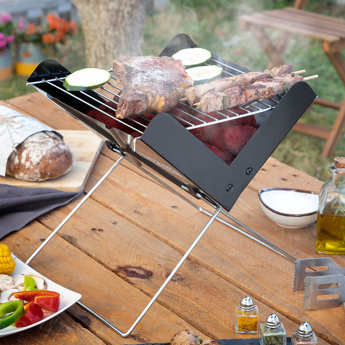 InnovaGoods Foldecue tragbarer klappbarer Mini-Holzkohlegrill schwarz – Seitenansicht