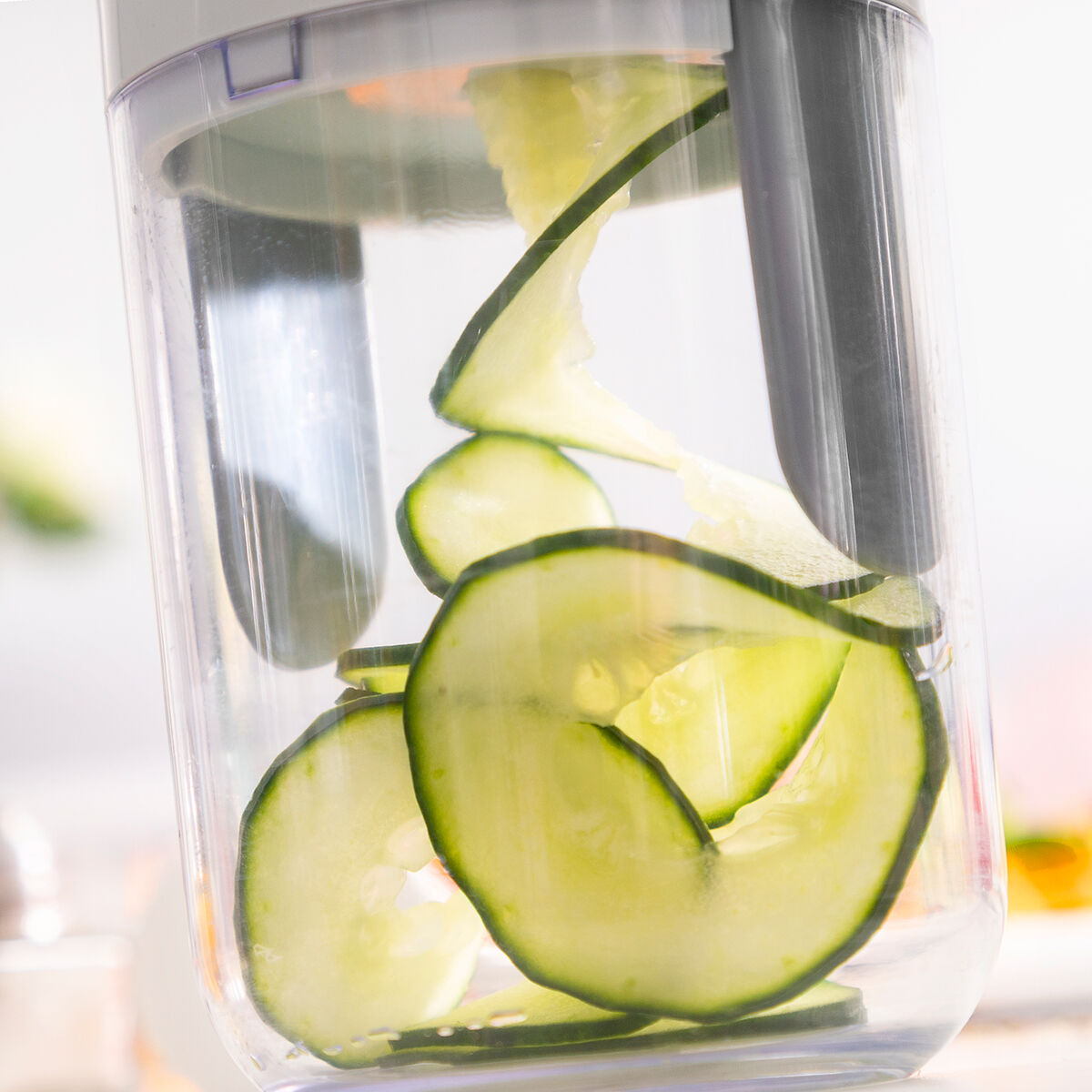 Vigizer Gemüse-Spiralschneider und Reibe von InnovaGoods – Ansicht 8